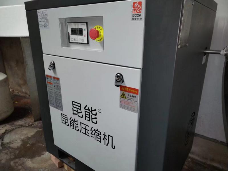 怎么快速鑒別成都空壓機潤滑油是否需要更換？ 